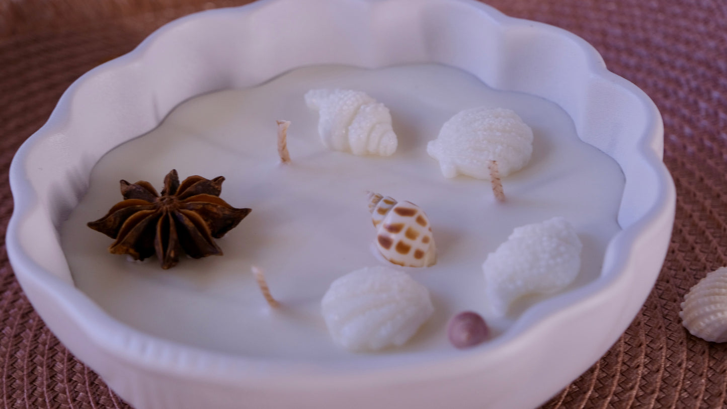 White shell candle with three wicks